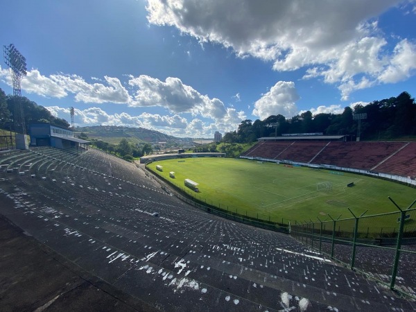 Estádio Municipal Radialista Mario Helênio - Juiz de Fora, MG
