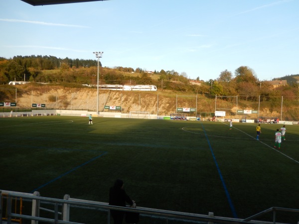 Campo de Fútbol Soloberria - Zaldibar, PV