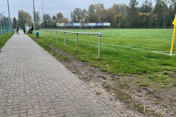 Polizeisportplatz Damerower Weg - Rostock