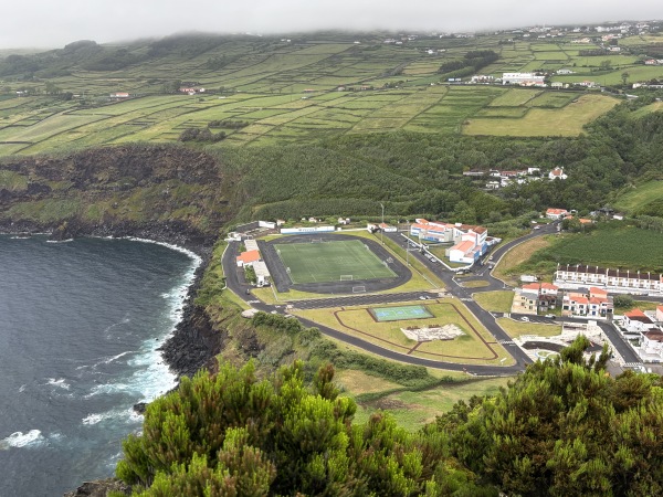 Campo Municipal das Velas - Velas, Ilha de São Jorge, Açores