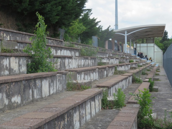 Stade Léo Lagrange - Bagnols-sur-Cèze