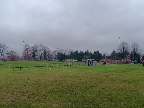 Jahn-Sportstätte - Groß Laasch