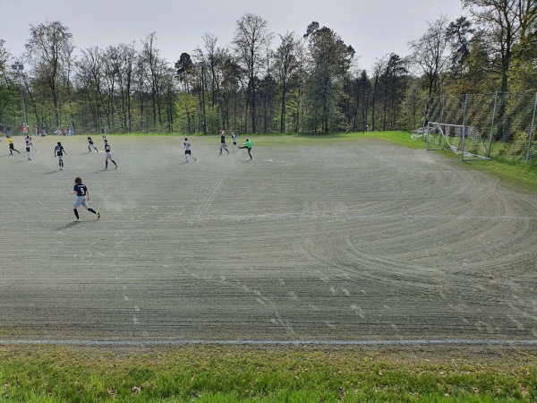 Sportanlage Am Kreuzberg Platz 2 - Ehringshausen-Kölschhausen