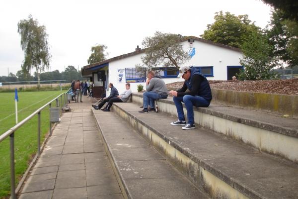 Sportplatz Segelhorst - Riede