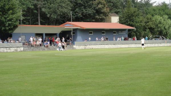 Waldsportplatz - Schwarzach/Main-Schwarzenau