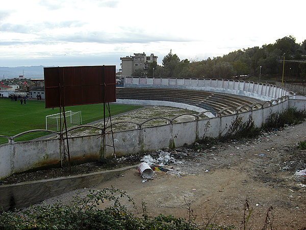 Stadiumi Kastrioti - Krujë