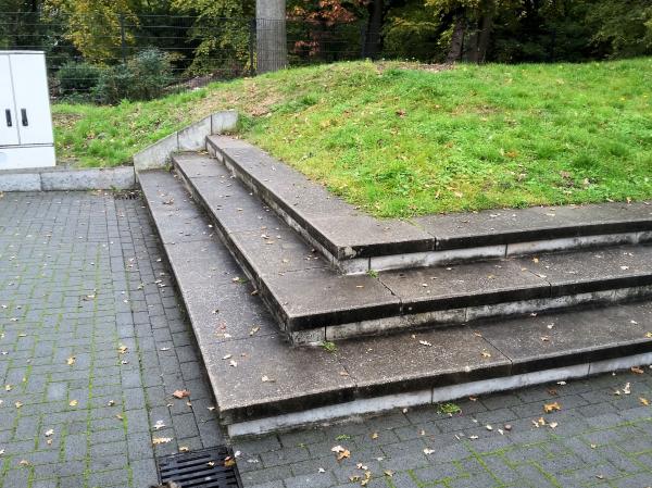 Rather Waldstadion Nebenplatz - Düsseldorf-Rath