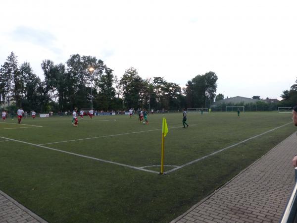 Sportplatz Hohe Straße - Bonn-Tannenbusch