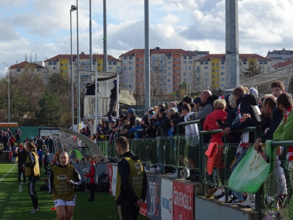 Stadion SK Horní Měcholupy - Praha-Horní Měcholupy