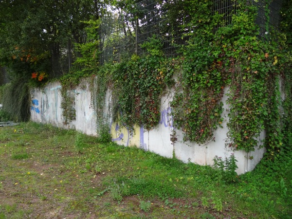 Röntgen-Stadion Nebenplatz - Remscheid-Lennep