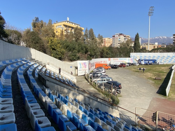 Stadiumi Selman Stërmasi - Tiranë (Tirana)