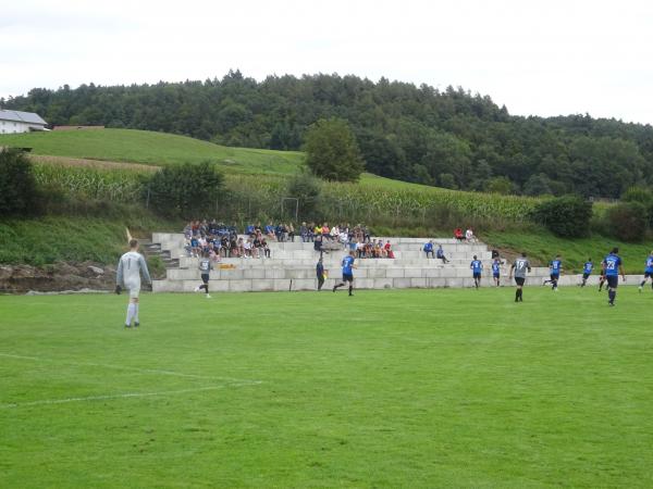 Sportanlage an der Donau - Winzer/Niederbayern