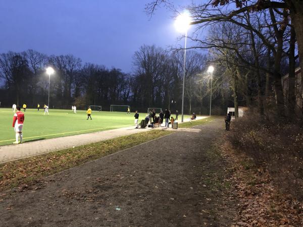 Sportanlage Rodelbergweg Platz 2 - Berlin-Baumschulenweg