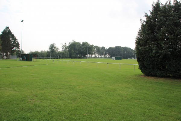 Sportanlage Schwarzer Weg - Wöhrden