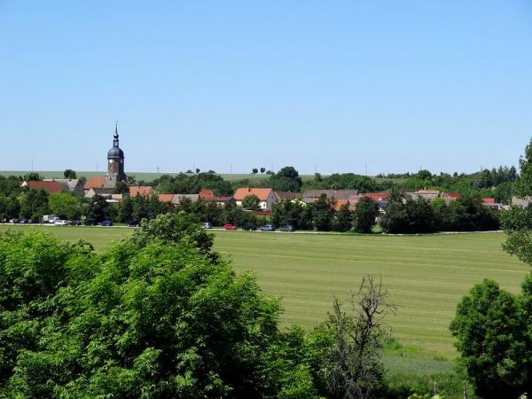 Sportplatz am Neumarkt - Querfurt-Weißenschirmbach