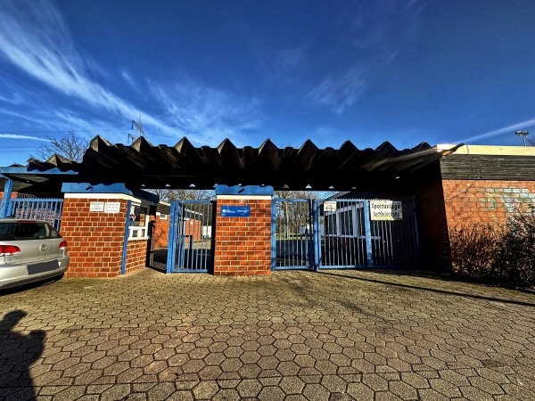 Bezirkssportanlage Reckfeldstraße Platz 2 - Gelsenkirchen-Bismarck