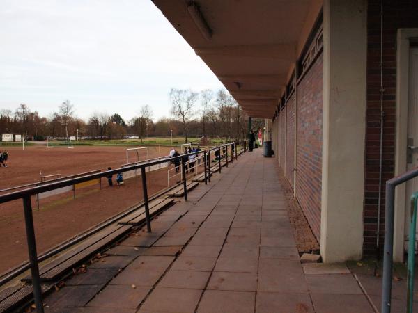 Sportplatz Am Birkenberg A - Leverkusen-Opladen