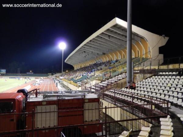 Sân vận động Vinh (Vinh Stadium) - Vinh