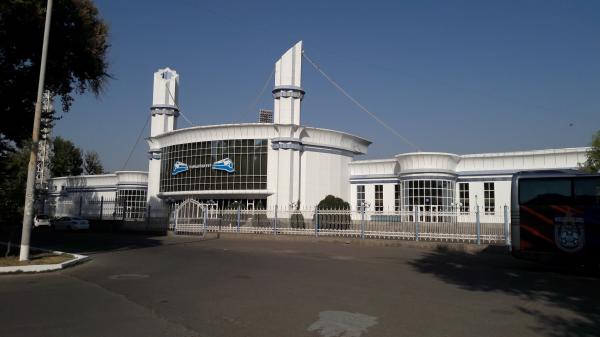 Lokomotiv stadioni - Toshkent (Tashkent)