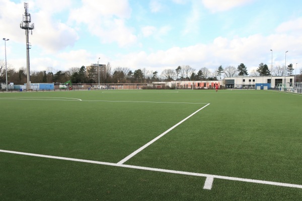 Bezirkssportanlage Am Wald - Düsseldorf-Hassels