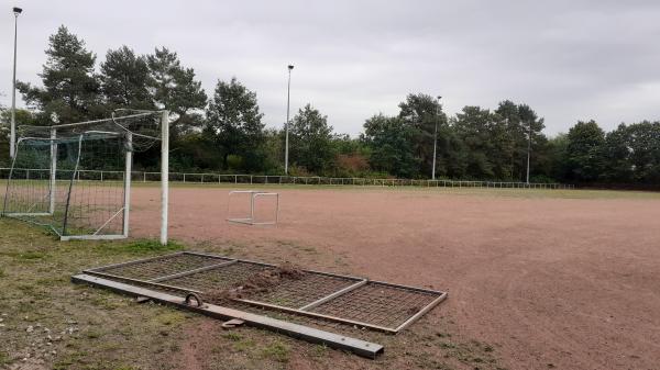 Stadion Roschdohler Weg B-Platz - Neumünster-Einfeld