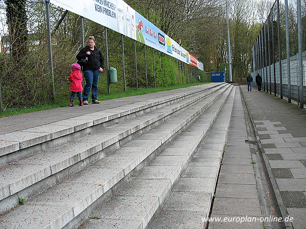 Edmund-Plambeck-Stadion - Norderstedt-Garstedt