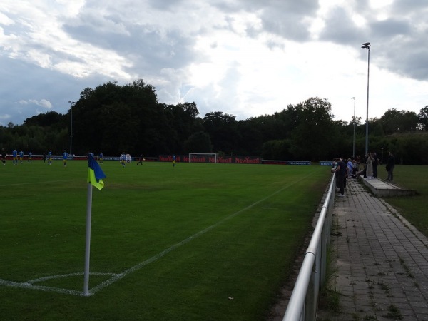 Stadion Nachwuchsleistungszentrum Sportpark Kennel - Braunschweig-Kennel