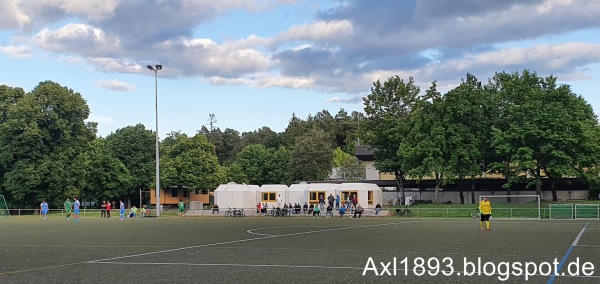 Sportzentrum Steigwald Platz 2 - Leonberg-Warmbronn