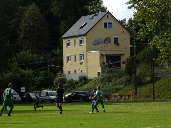 Sportplatz am Bürgerhaus - Großschirma-Reichenbach