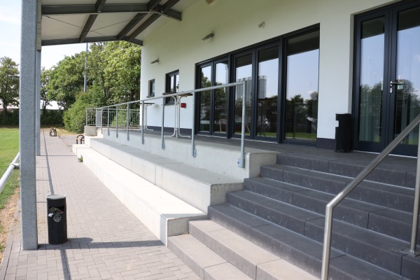 Sportplatz Weinsheim - Weinsheim/Eifel
