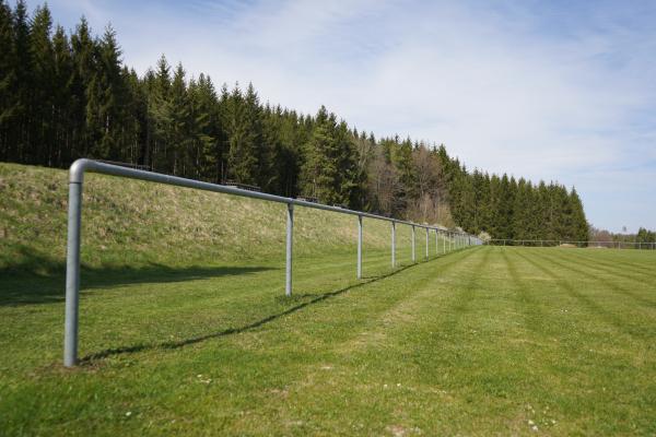 Sportplatz auf der Eichhalde - Burladingen-Hörschwag