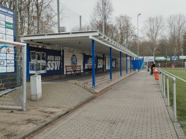 Franz-Farnschläder-Stadion Nebenplatz - Bornheim/Rhein