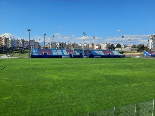 Zeytinköy 2 Nolu Futbol Sahasi - Antalya