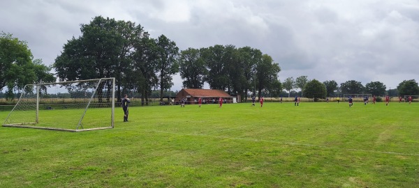 Sportplatz In der Twacht - Neustadt/Rübenberge-Niedernstöcken
