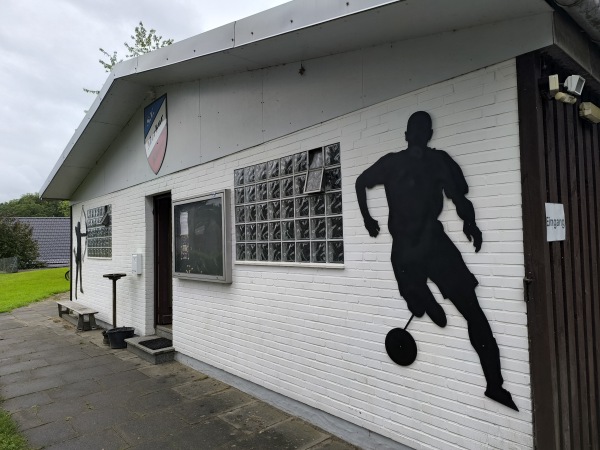 Sportplatz Achtern Barg - Kleve/Kreis Steinburg