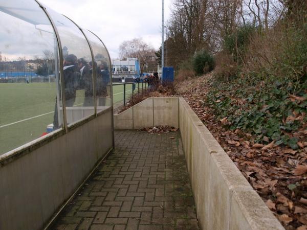 Bezirkssportanlage Feuerbachstraße Platz 2 - Düsseldorf-Bilk