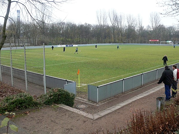 Sportanlage Mündelheimer Straße - Duisburg-Hüttenheim