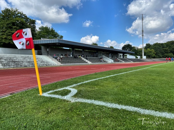 Hans-Bayer-Stadion - Unterschleißheim-Lohhof