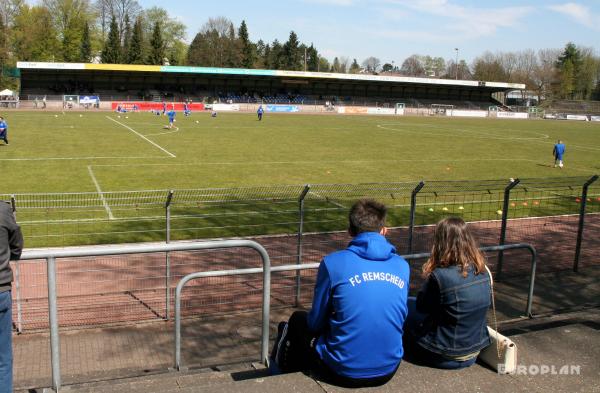 Röntgen-Stadion - Remscheid-Lennep