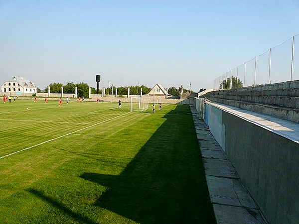 Stadionul Tiligul - Tîrnauca