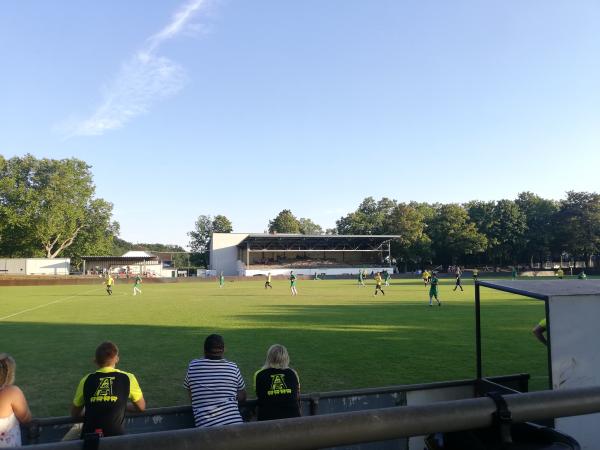 Bezirkssportanlage Warbruckstraße I / MTV-Stadion - Duisburg-Marxloh