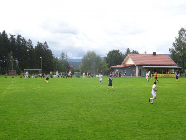 Fritz-Walter-Stadion - Regen-Bürgerholz