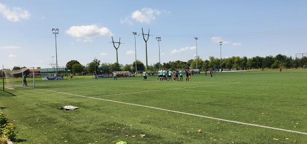 Boiska Polfy Tarchomin obok - Warszawa