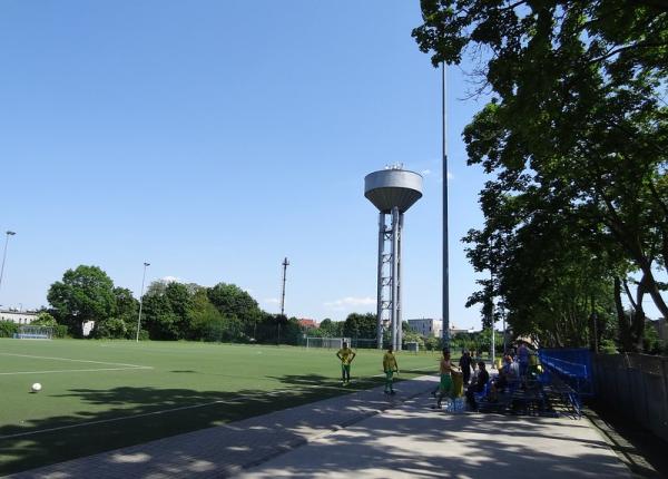 Boisko w Międzyrzeczu obok - Międzyrzecz