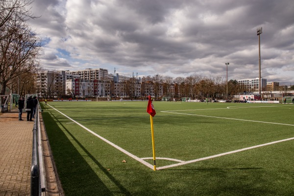 Jean-Löring-Sportpark Platz 2 - Köln-Zollstock