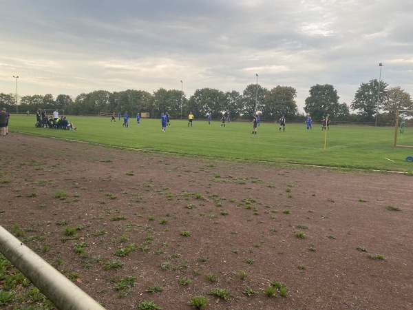 Sportanlage Am Dieckacker - Bücken
