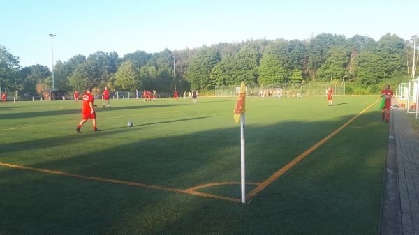 Knövi-Sportpark am Möhlenkamp B-Platz - Bordesholm