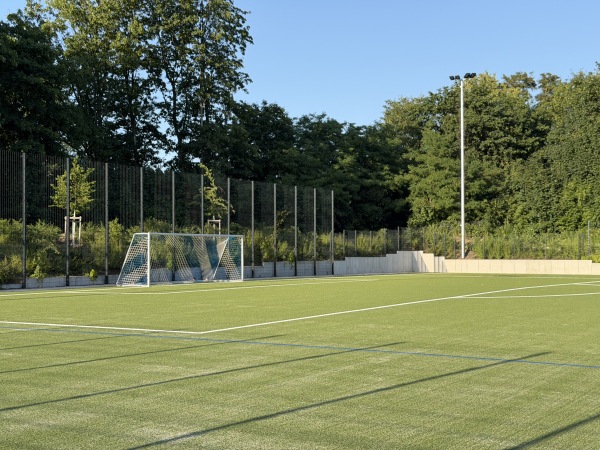Quartierssportzentrum Am Aschberg Platz 2 - Hamburg-Hamm