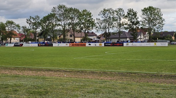 Stadion Zespołu Szkół  im. Armii Krajowej - Brańsk
