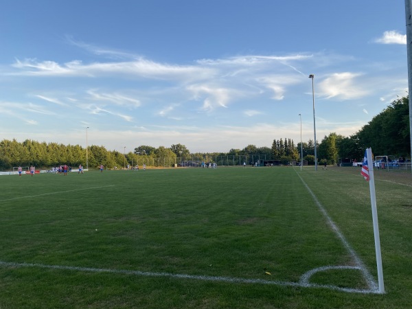 Sportanlage Lerchenweg - Rosengarten bei Harburg-Siedlung Hainbuch